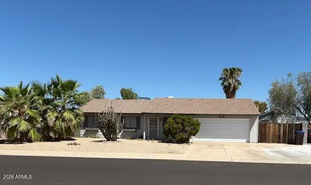 6826 W Canterbury Drive, Peoria, AZ 85345 - #1
