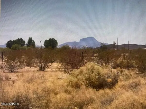 13XX S 373rd Avenue #J, Tonopah, AZ 85354