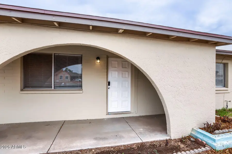 5515 N 72nd Avenue, Glendale, AZ 85303 - #2
