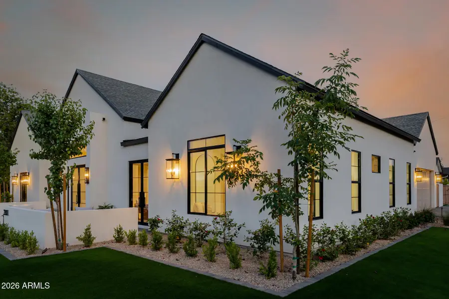 3301 E Elm Street, Phoenix, AZ 85018 - #2