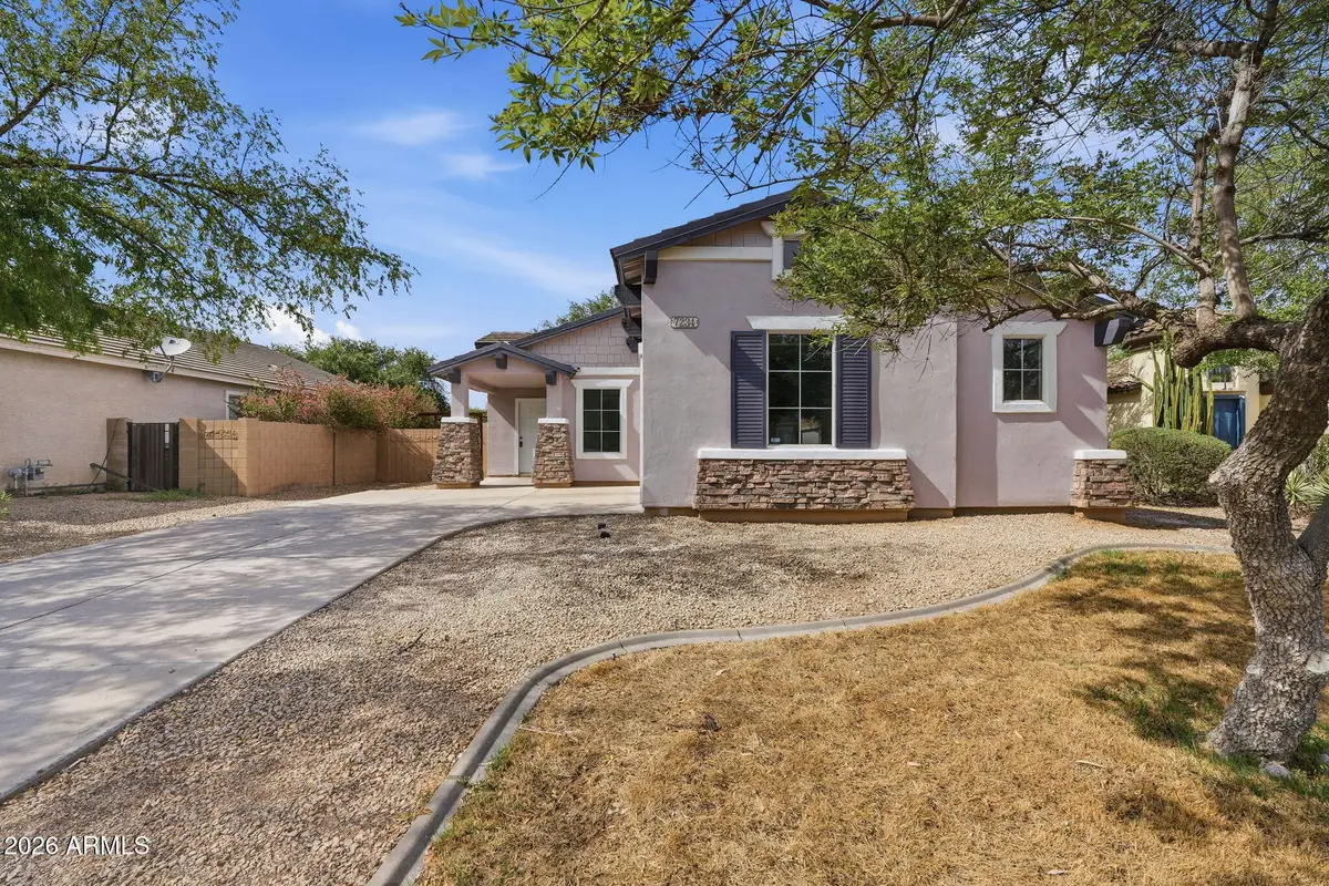7234 W Vista Avenue, Glendale, AZ 85303 - #1