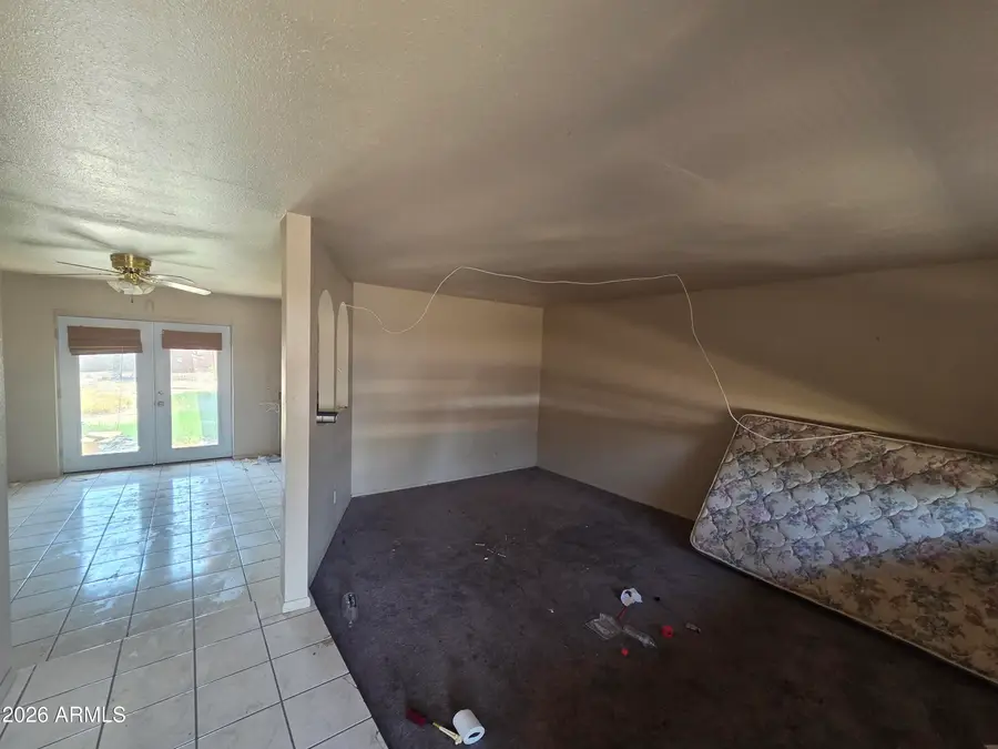 1133 E Sunset Drive, Casa Grande, AZ 85122 - #2