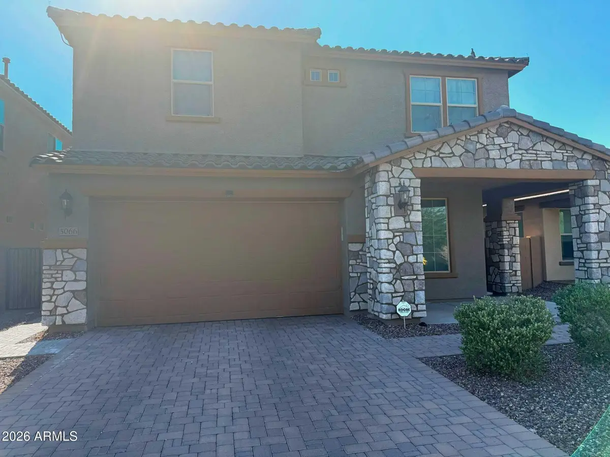 5066 N 79th Lane, Glendale, AZ 85303 - #1