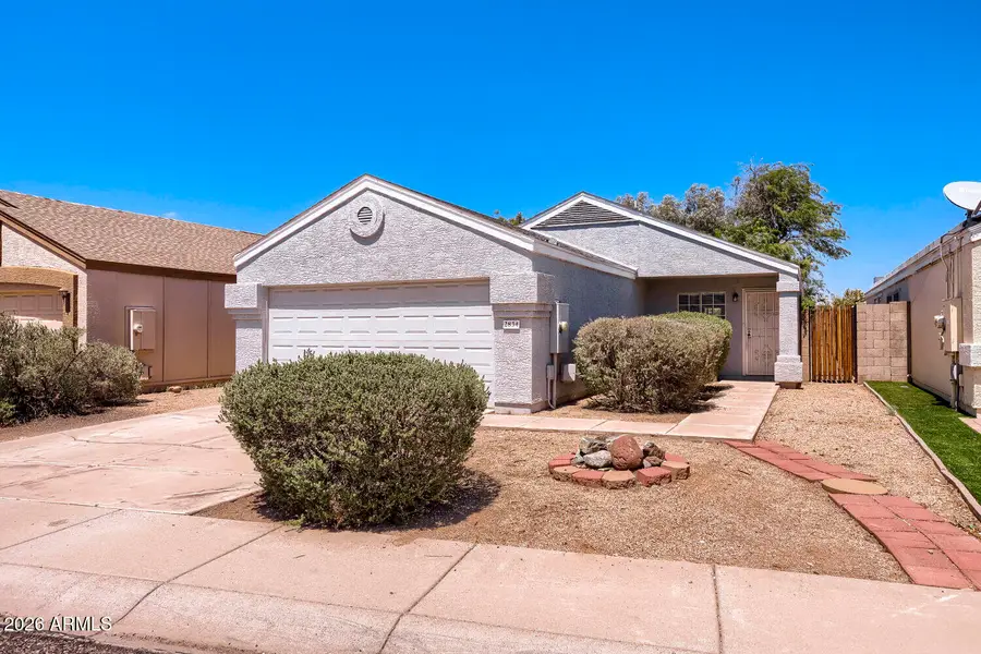2834 W Campo Bello Drive, Phoenix, AZ 85053 - #3
