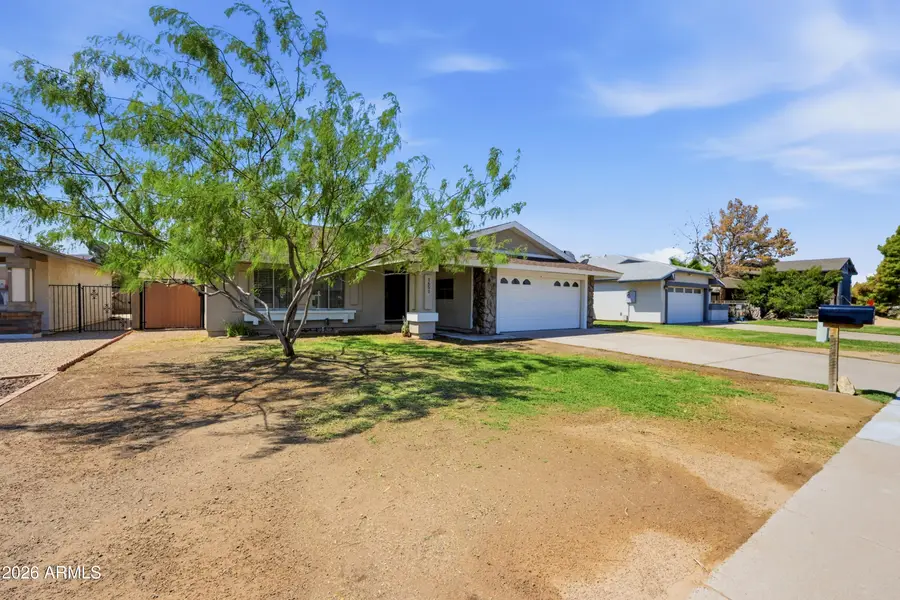 1651 E Apollo Road, Phoenix, AZ 85042 - #2