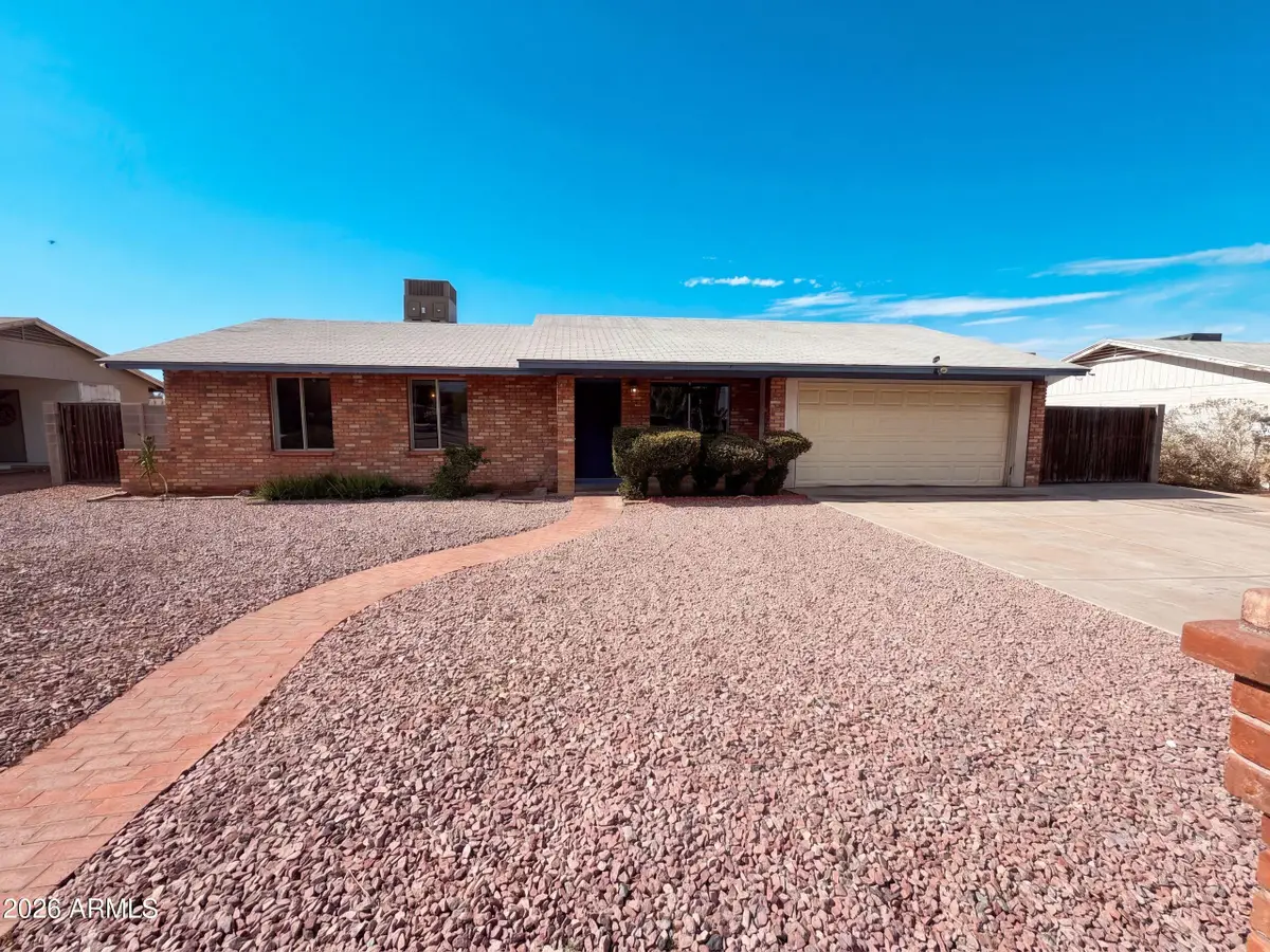 1413 W Behrend Drive, Phoenix, AZ 85027 - #1