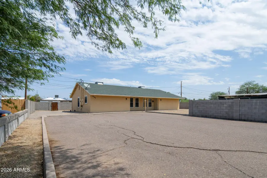 2142 E Mckinley Street, Phoenix, AZ 85006 - #3