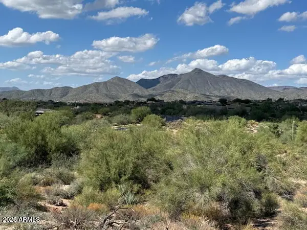 39221 N 104th Place #10, Scottsdale, AZ 85262