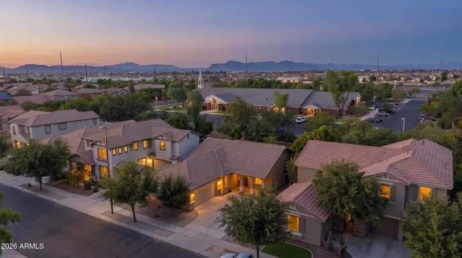 2989 S Fisher Lane, Gilbert, AZ 85295 - #3