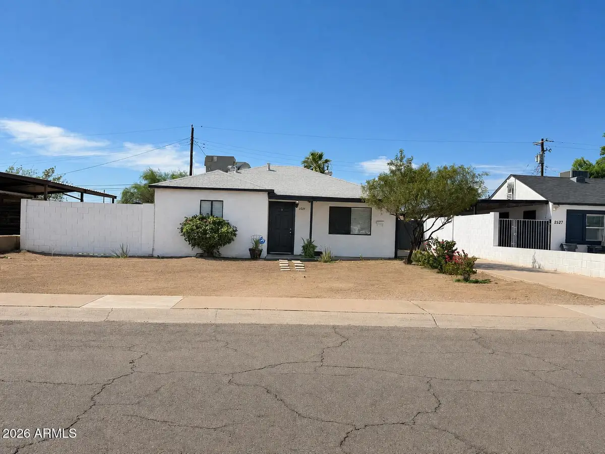 2521 W Montebello Avenue, Phoenix, AZ 85017 - #1