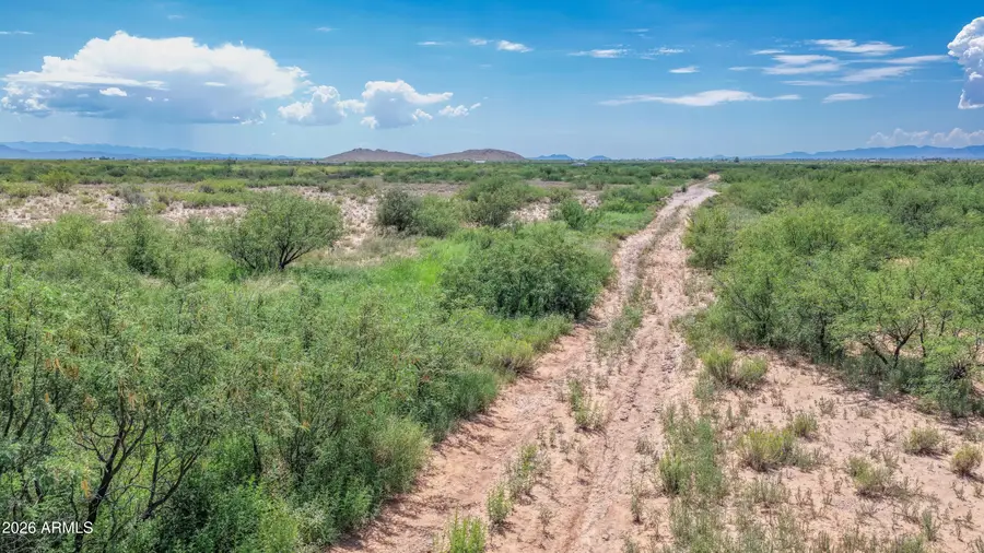 165 N Blue Jay Road #165, Willcox, AZ 85643 - #3