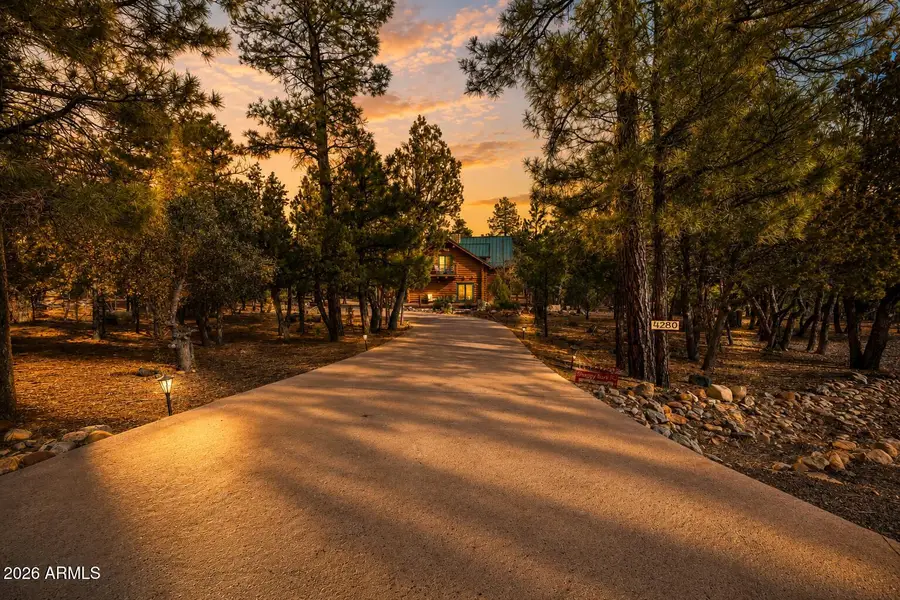 4280 W Shaggy Bark Road, Show Low, AZ 85901 - #2