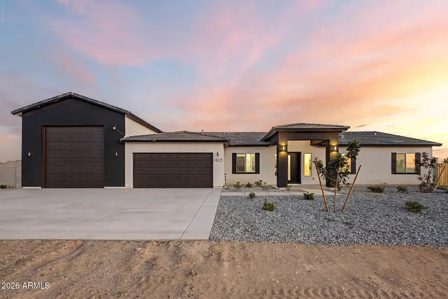 24025 W Beacon Lane, Wittmann, AZ 85361 - #2