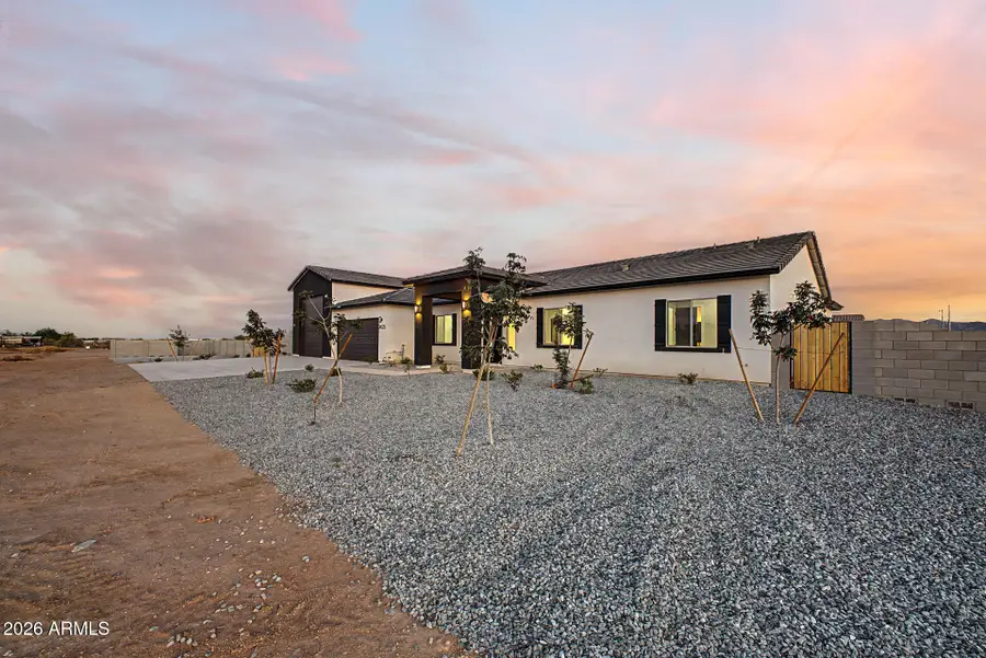 24025 W Beacon Lane, Wittmann, AZ 85361 - #3