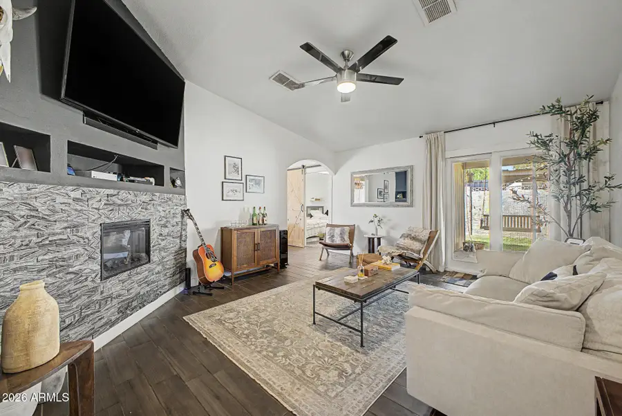 4640 N 77th Drive, Phoenix, AZ 85033 - #2
