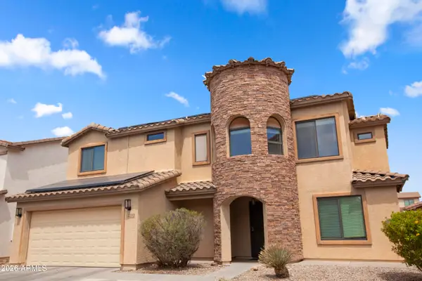 2272 E Cochise Avenue, Apache Junction, AZ 85119