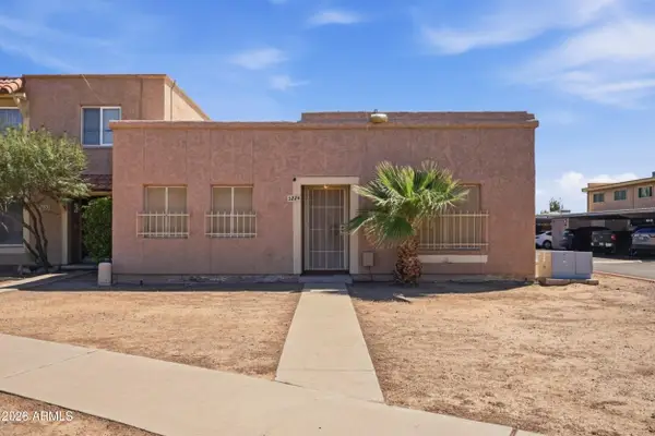 3224 W Echo Lane, Phoenix, AZ 85051