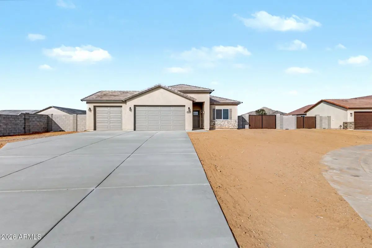 9806 W Appaloosa Trail, Casa Grande, AZ 85194 - #1
