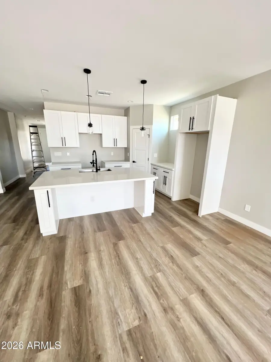 2537 E Southgate Avenue, Phoenix, AZ 85040 - #3