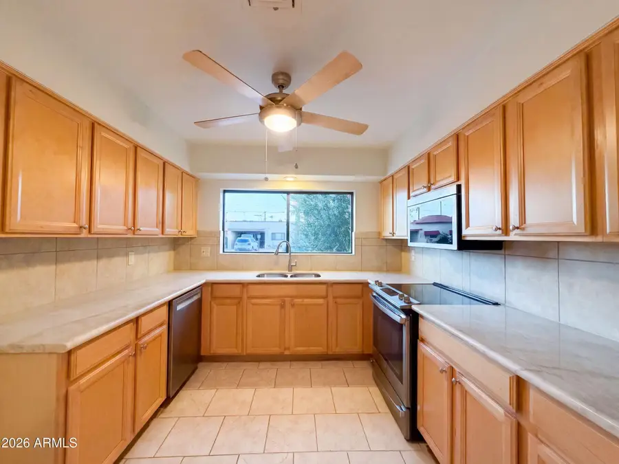 7700 E Meadowbrook Avenue, Scottsdale, AZ 85251 - #2