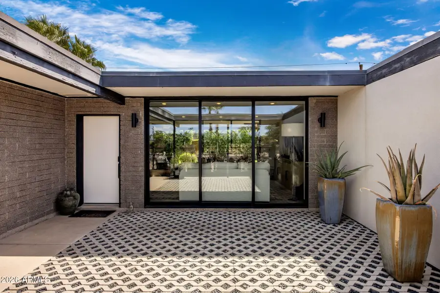 2851 E Turquoise Drive, Phoenix, AZ 85028 - #2