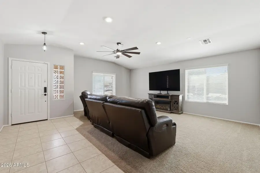 38528 N Dave Street, San Tan Valley, AZ 85140 - #3