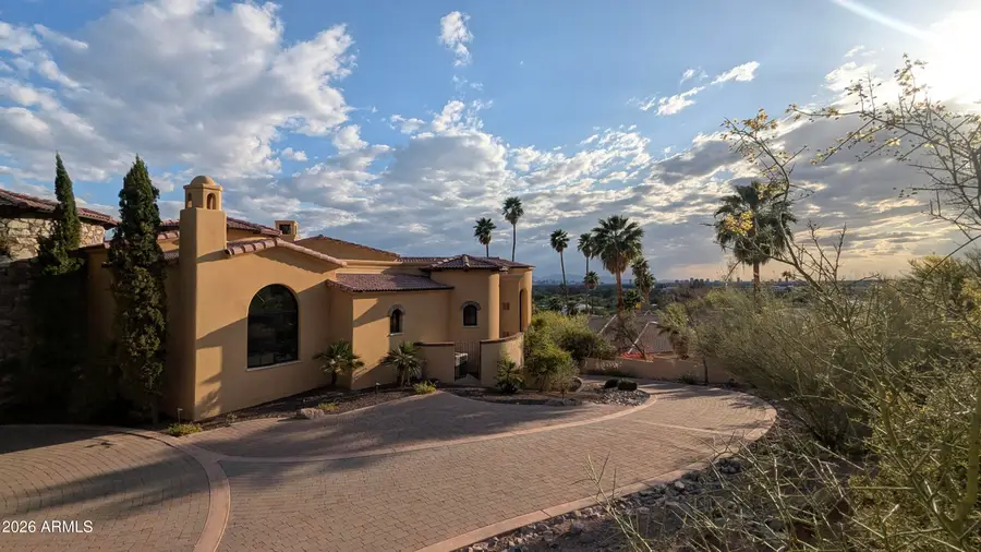 4836 E White Gates Drive, Phoenix, AZ 85018 - #2