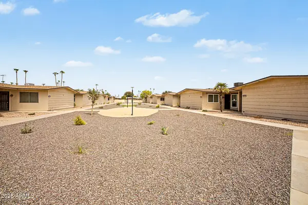 10737 W Santa Fe Drive, Sun City, AZ 85351