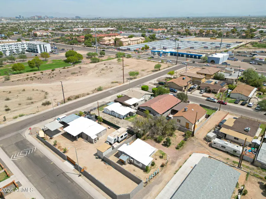 8009 S Calle Azteca --, Guadalupe, AZ 85283 - #3