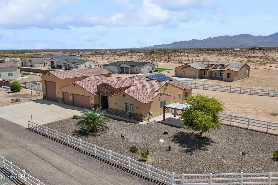 24039 W Cavedale Drive, Wittmann, AZ 85361 - #2