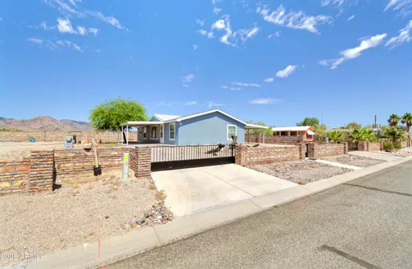 49594 Emerald Avenue, Quartzsite, AZ 85346