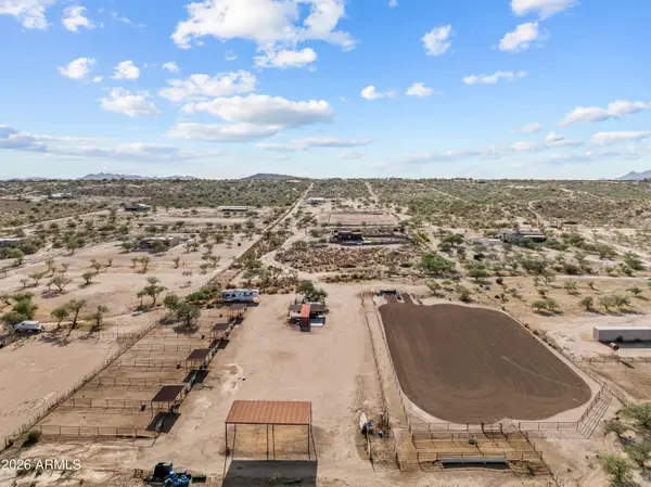 29245 S Buckaroo Road, Congress, AZ 85332