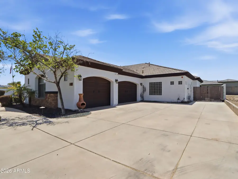 18135 W Missouri Avenue, Litchfield Park, AZ 85340 - #3
