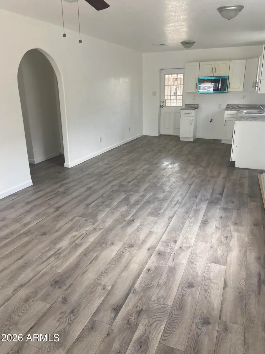 6706 N 55th Avenue, Glendale, AZ 85301 - #3
