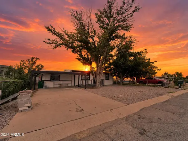 111 E Navajo Street, Huachuca City, AZ 85616