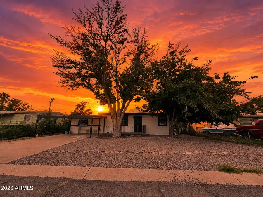 111 E Navajo Street, Huachuca City, AZ 85616 - #2
