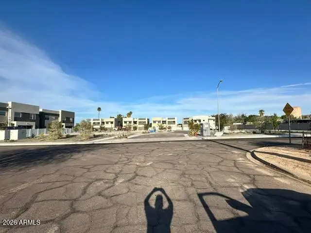 822 E Alta Vista Road, Phoenix, AZ 85042 - #1