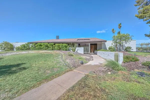 560 E Campina Drive, Litchfield Park, AZ 85340