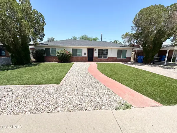 2220 E Heatherbrae Drive, Phoenix, AZ 85016