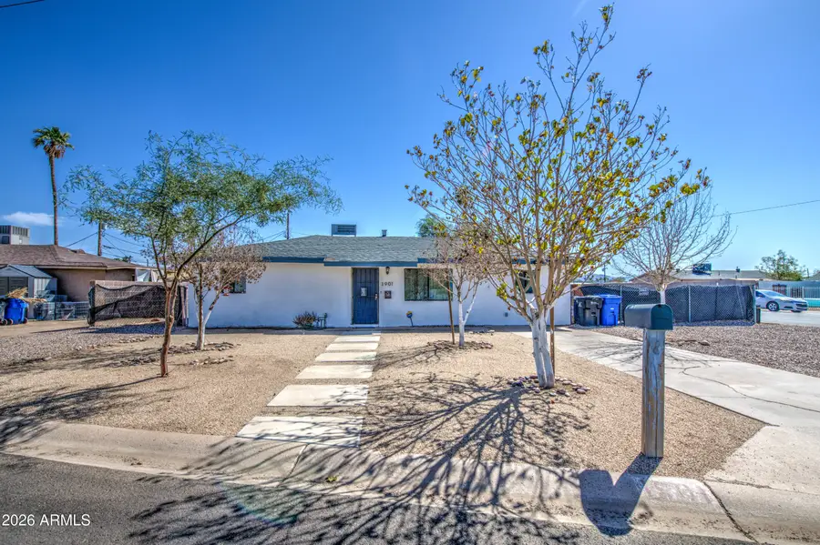 1901 E Encinas Lane, Phoenix, AZ 85040 - #2