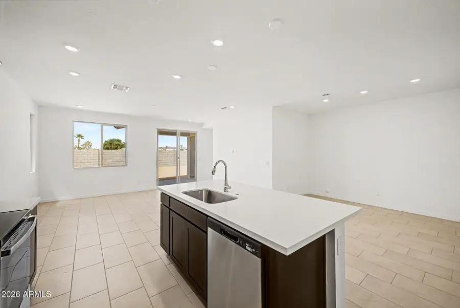 5274 E Cassidy Lane, San Tan Valley, AZ 85144 - #3