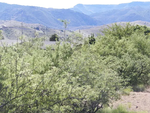 2070 Crossroads Boulevard #128, Clarkdale, AZ 86324