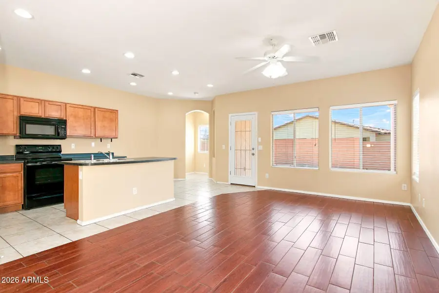 10233 W Parkway Drive, Tolleson, AZ 85353 - #3