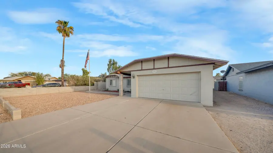11033 W Devonshire Avenue, Phoenix, AZ 85037 - #2