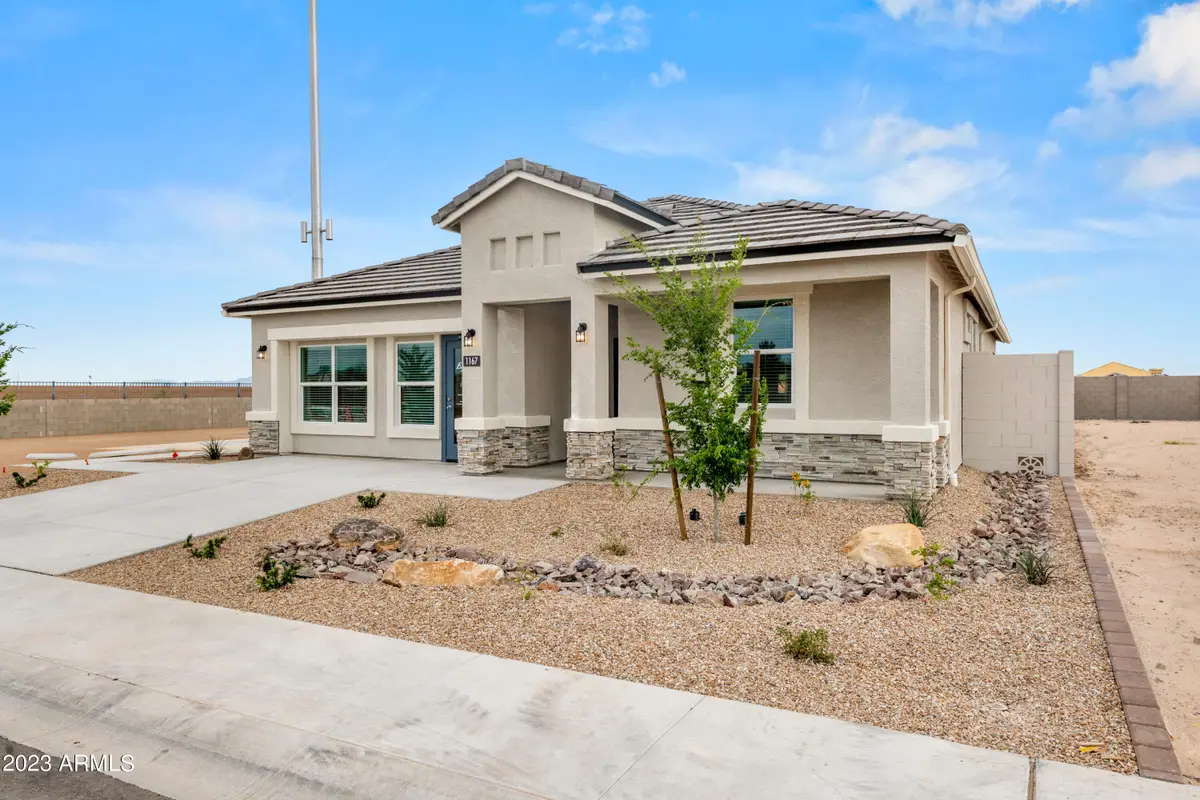 2918 W Stearn Avenue, Apache Junction, AZ 85120 - #1