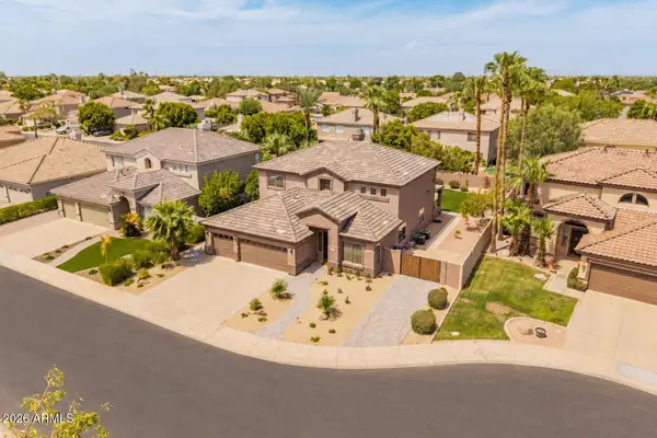 1550 E Saratoga Court, Gilbert, AZ 85296
