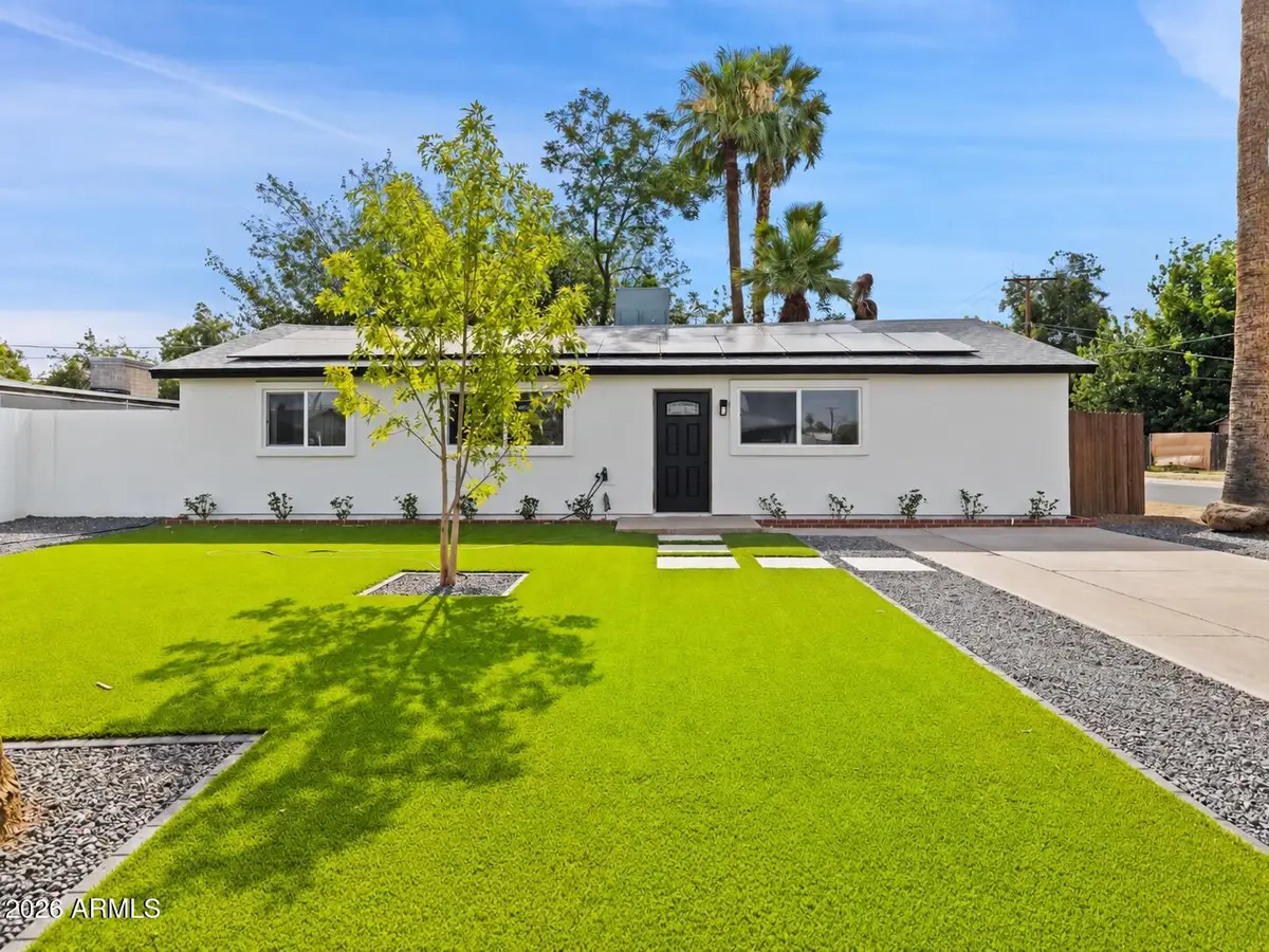 2201 N 29th Place, Phoenix, AZ 85008 - #1
