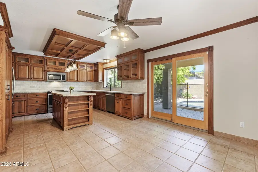 4658 E Kelly Drive, Gilbert, AZ 85234 - #3