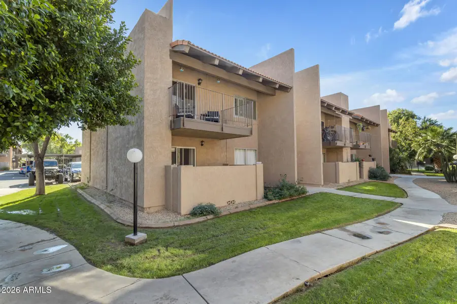 5525 E Thomas Road #D5, Phoenix, AZ 85018 - #2