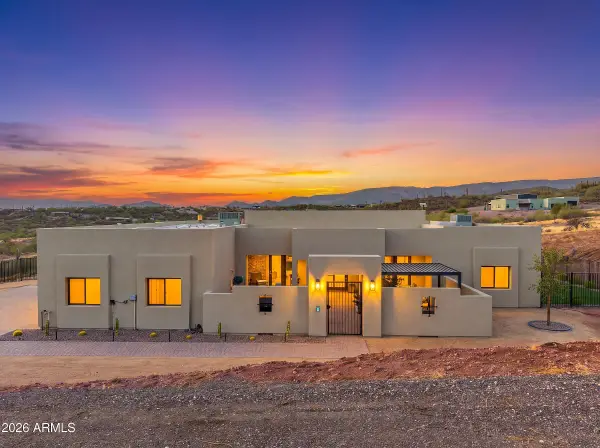 1816 E Fortune Drive, Phoenix, AZ 85086